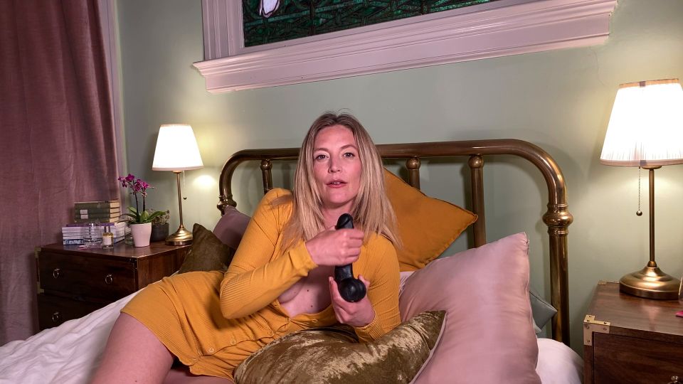 Mona Wales mona wales You-stepmom-teaches-you-to-jerk-off-mona-wales You-stepmom-teaches-you-to-jerk-off-CfnGpoj8