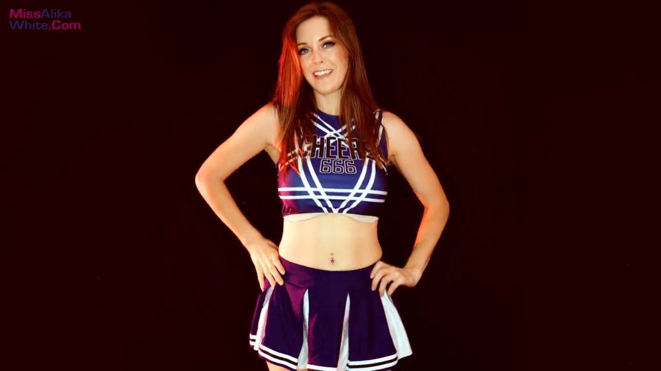 Miss Alika White - Aplastador de cerebro. Convertirte en un cara de lobo - Escogidos a mano Imbécil - Instrucciones - Juegos de Joi