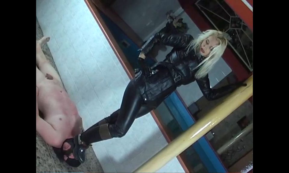 Un poco de mis botas de rieteo.