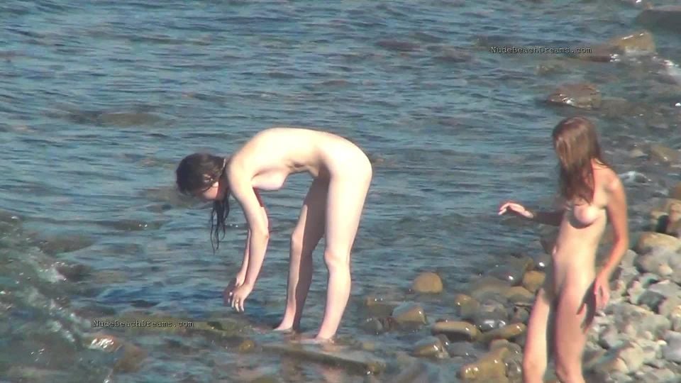 Nudist video 01945