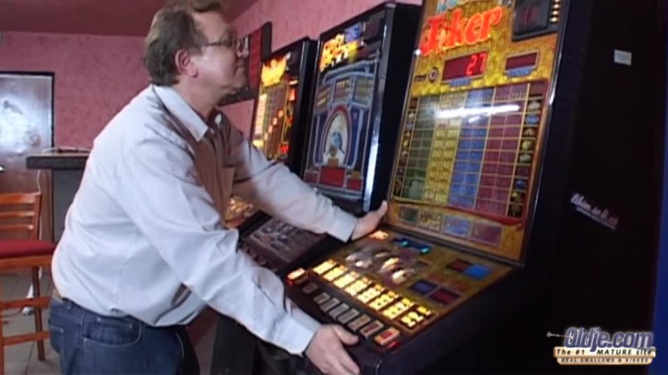 [Pornstar] Oldje  Gambling for Lovewmv