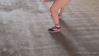 Married BBW Goes For A Run.. Then Sucks And Fucks A Stranger