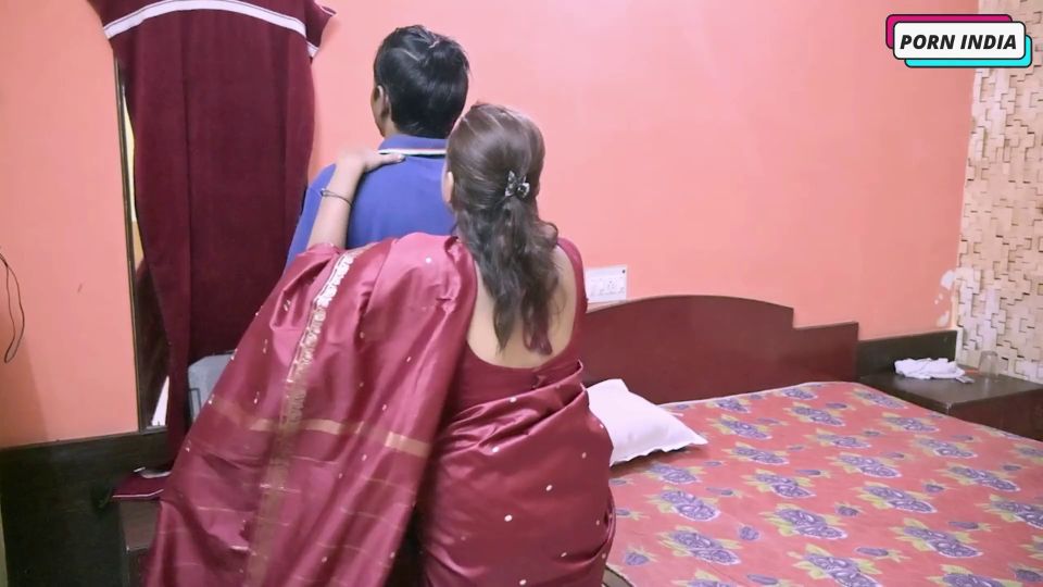 Horny indian wife wants to fuck her band in hindi porn.