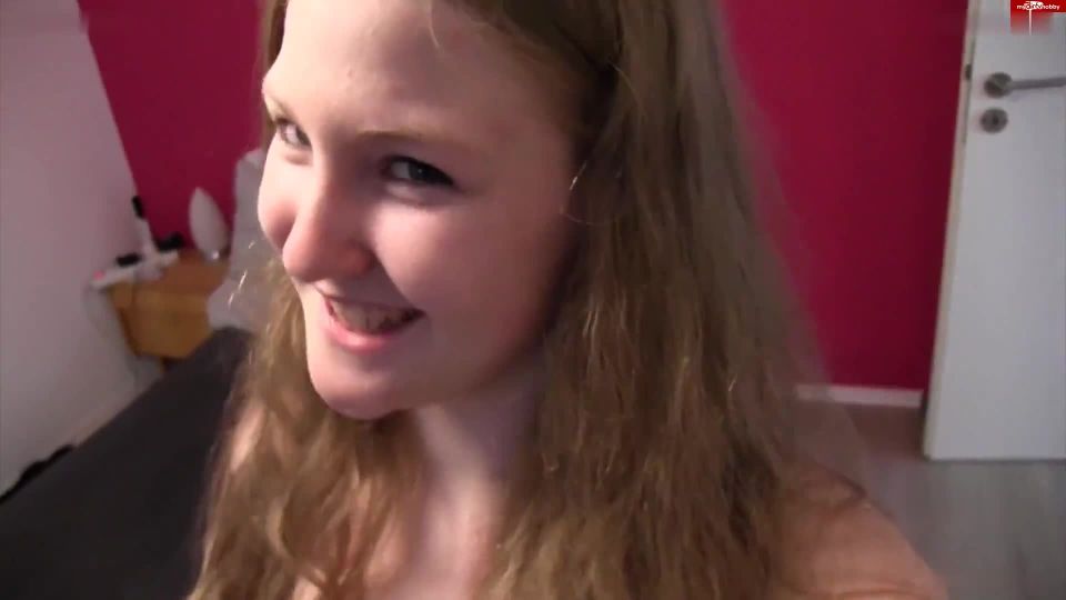 clip 42 chloe toy hardcore amateur porn | Fick-Peterle - 18 J. Privat zuhause gefickt  | mdh