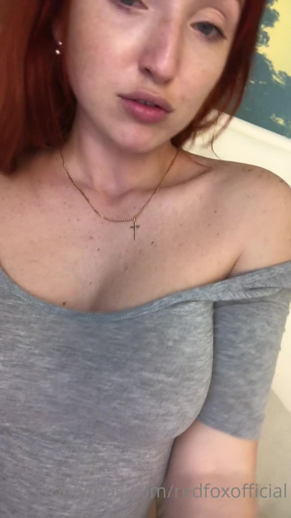 clip para adultos 23 redfoxoficial 05-05-2020 Mi coño siempre mojado si hago show para ti comprobar en fetiche porno femdom marica cornudo