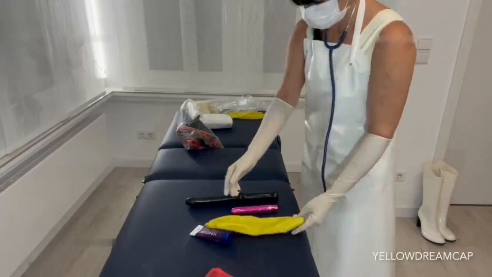 Yellowdreamcap - Auch Lust auf eine Untersuchung in Gummi und Latex Frau Doktor wa... 720P - Amateur