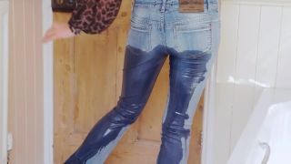 Natalia forrest jeans wettingpilation!