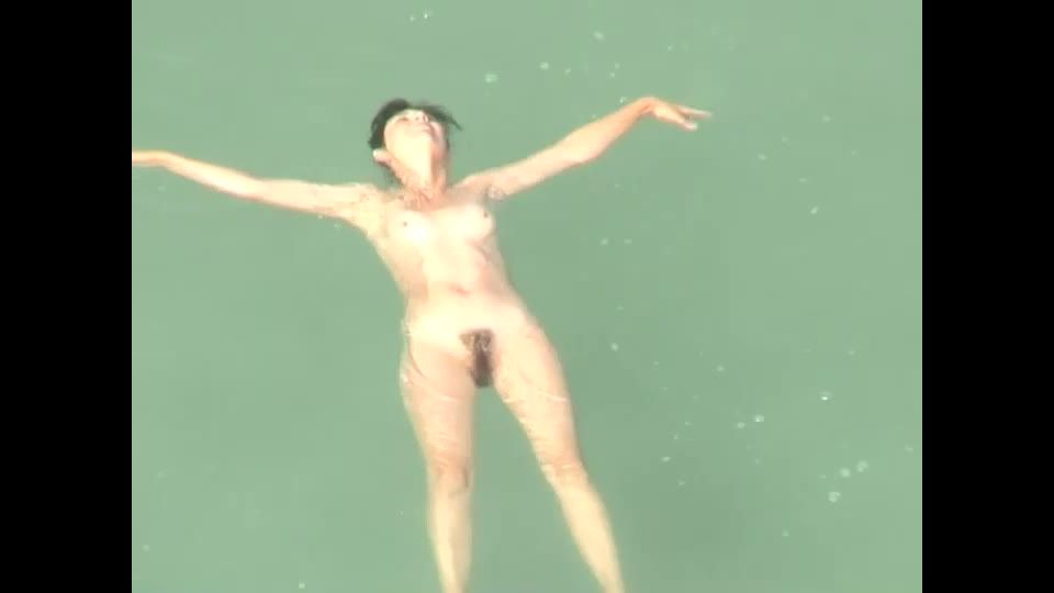 Spying two teenagers fuck in the water teen 