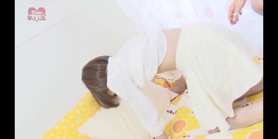 Ai Goto 18 años de edad AV Debut (Porno de la Transexual) De un niño a una niña