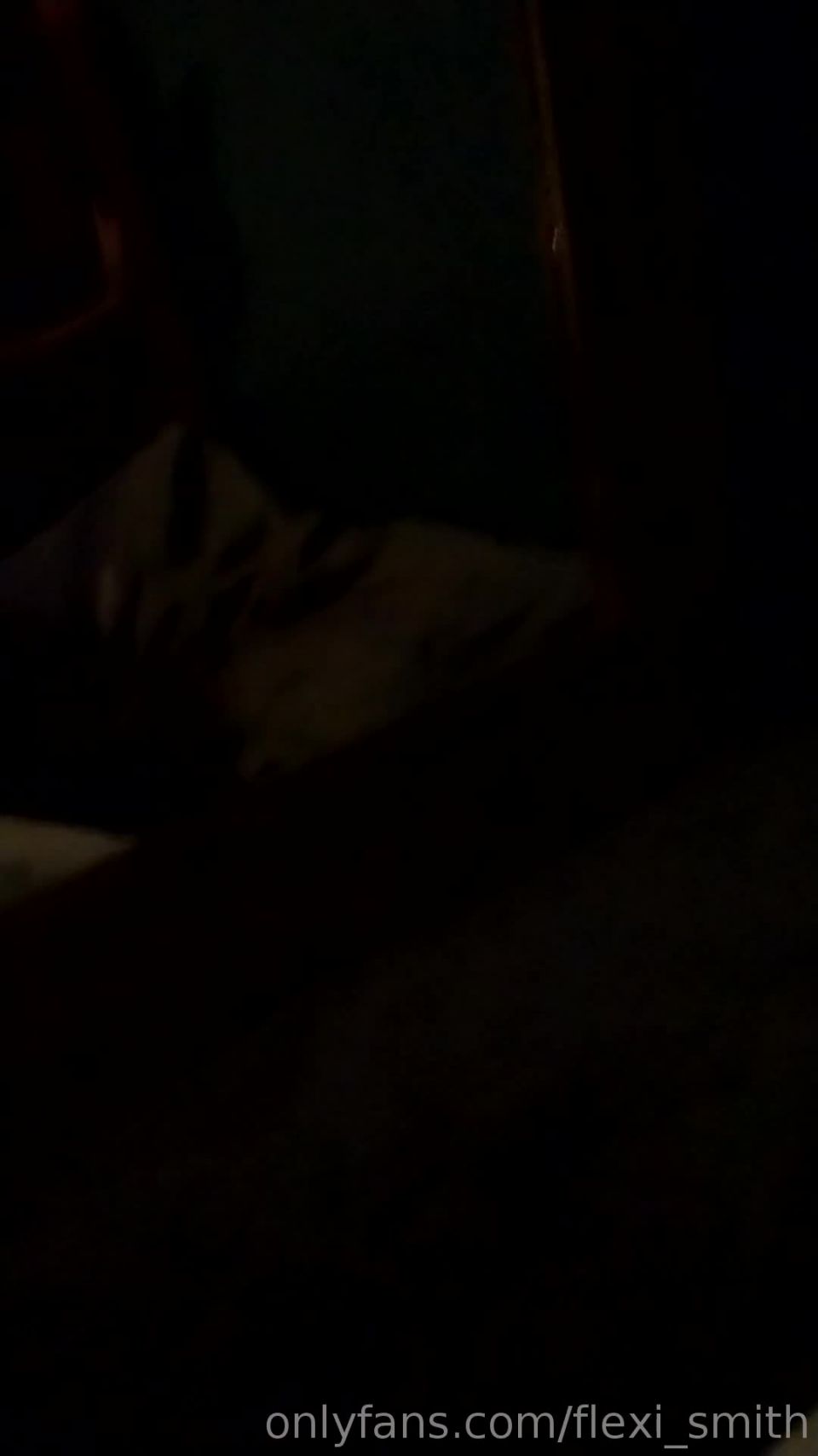 Onlyfans - Lexi Smith - the lexi smith - thelexismithI know its dark but it sure is hott - 20-01-2019