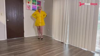[GetFreeDays.com] Old Hollywood Striptease Singing in the Rain Outdoor Dancing Sex Leak January 2023