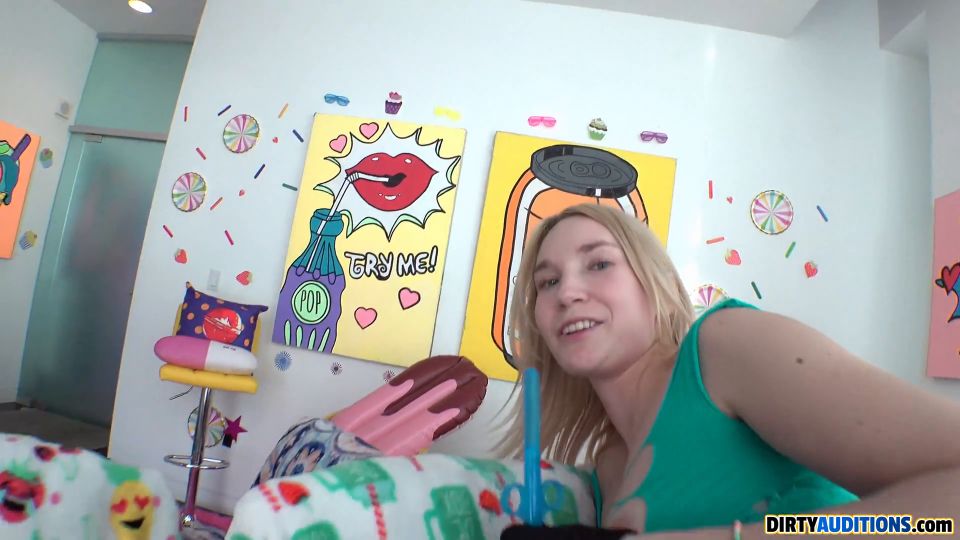 [K2S.CLUB] Claire Roos - Plugging Claire's Peach - FullHD 1080P