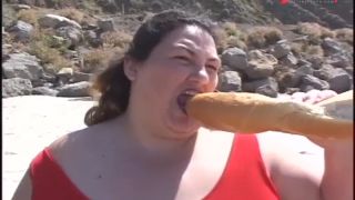 [GetFreeDays.com] BBW milf doesnt leave food even with a cock in her pussy Adult Stream February 2023