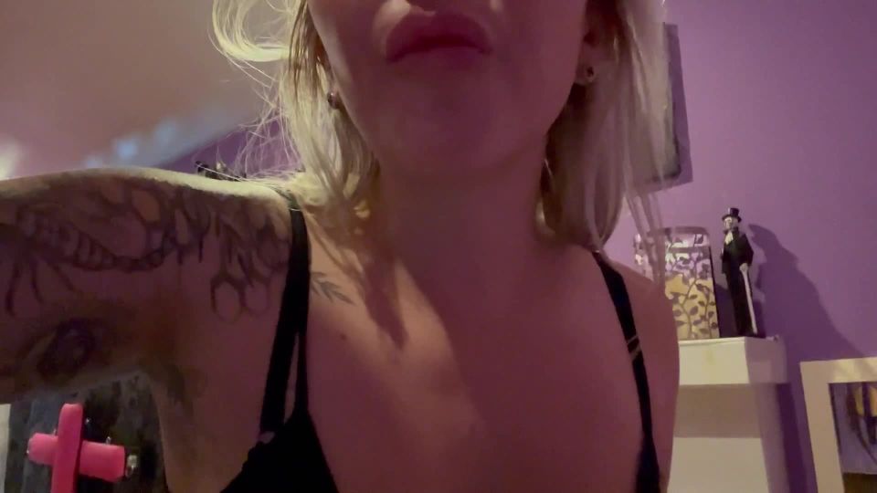 online video 43 Sorceressbebe - Spit Slave Pov on pov smoking fetish milf