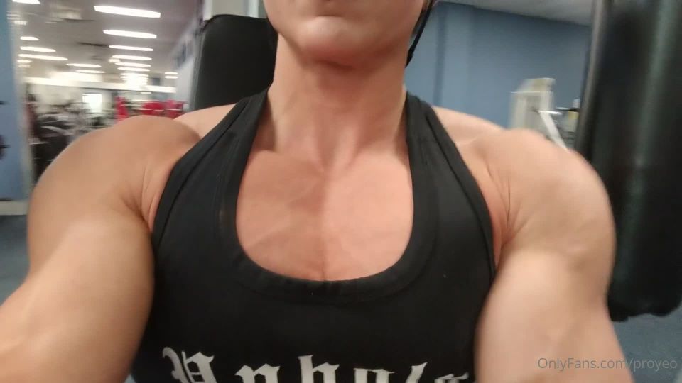 MuscleGeisha () Musclegeisha - chest pump from thursday dont you love how it moves living muscle 07-11-2020