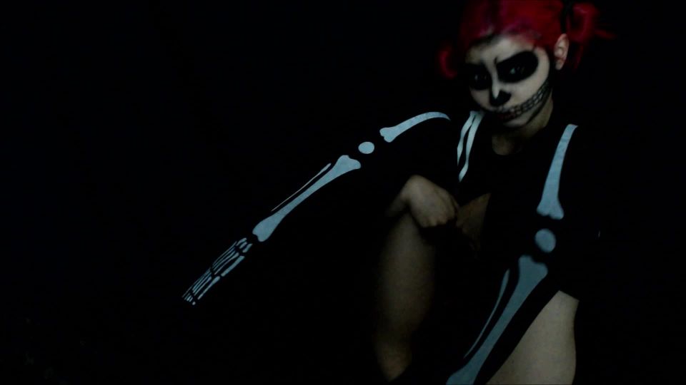 adult video clip 28 Graveyard Sex – Nhaerys | nhaerys | cosplay 