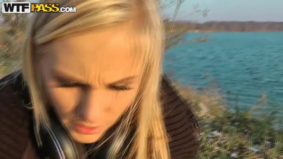 Barbie Amateur Sexo en los tejados - público