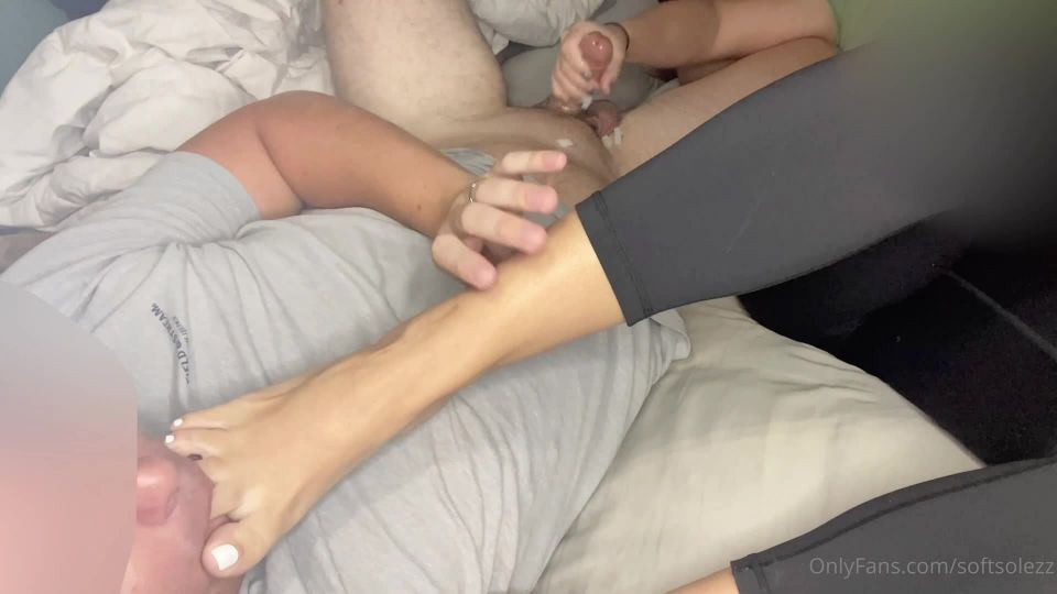 [FootJob-Porn.com] Onlyfans - SoftSoles_016_softsolezz-08-10-2021-2241658450-He loves to suck on my toes when I get home from my pedicure I love to stroke his cock S_Footjob-HD Leak