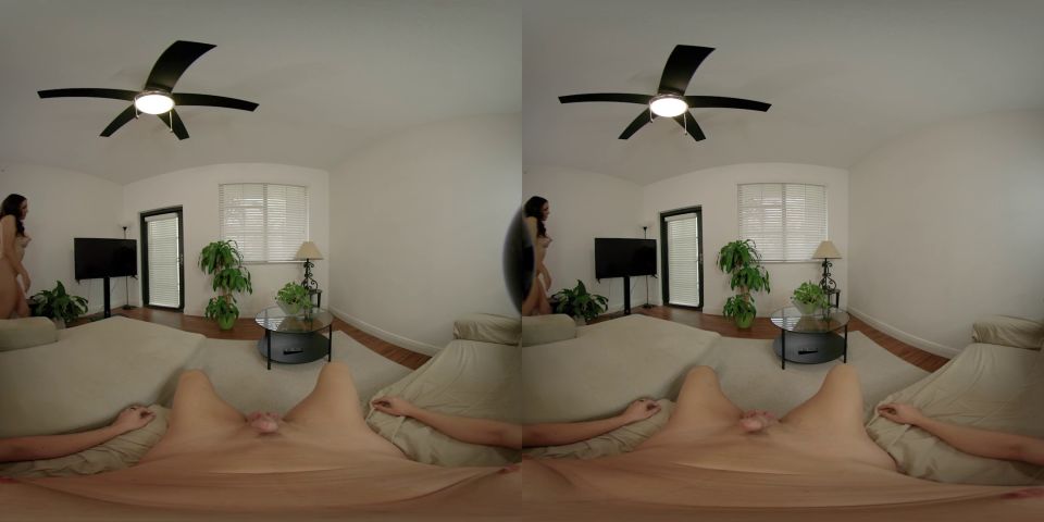 VR Porn Big Tits Stepmom