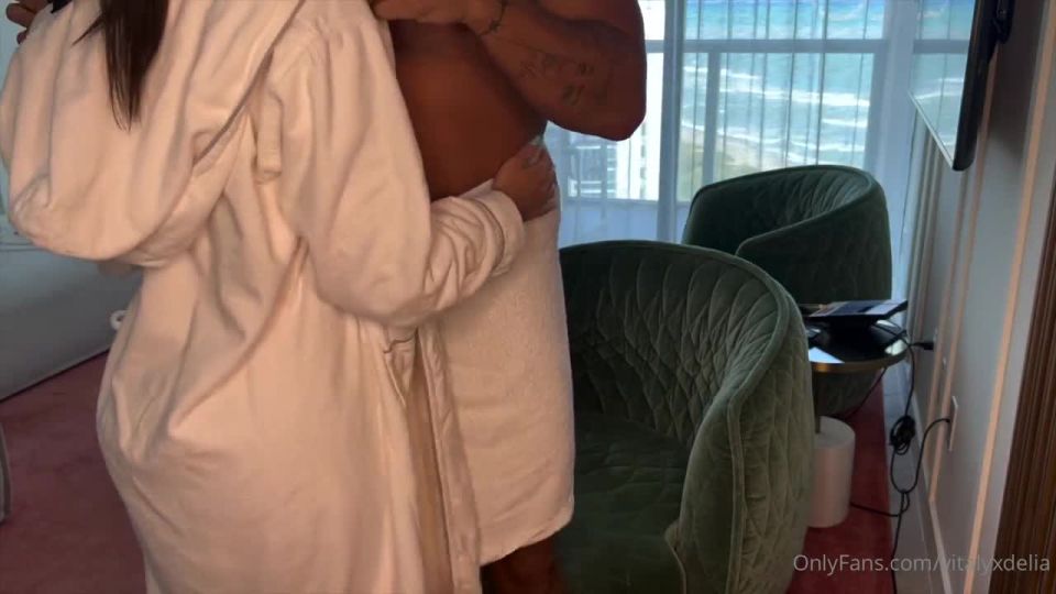 Delia Rose Nude Robe Strip Sex Video Leaked