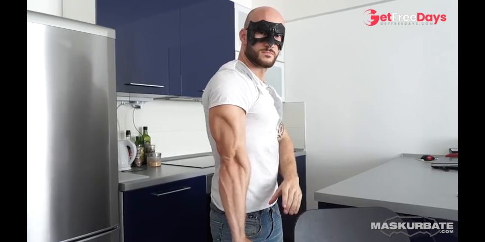 [GetFreeDays.com] Newbie Bodybuilder Jerks His Uncut Cock - Maskurbate Adult Clip October 2022