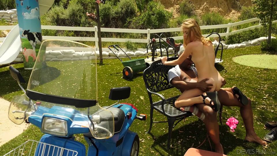 Porn tube Hannah Hays (My New Black Stepdaddy 23, Scene 2 / 09.06.18)