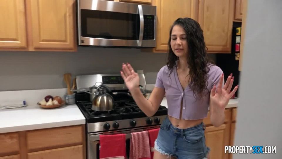 online video 48 Liz Jordan – I’m The Perfect Roommate - teens - teen 