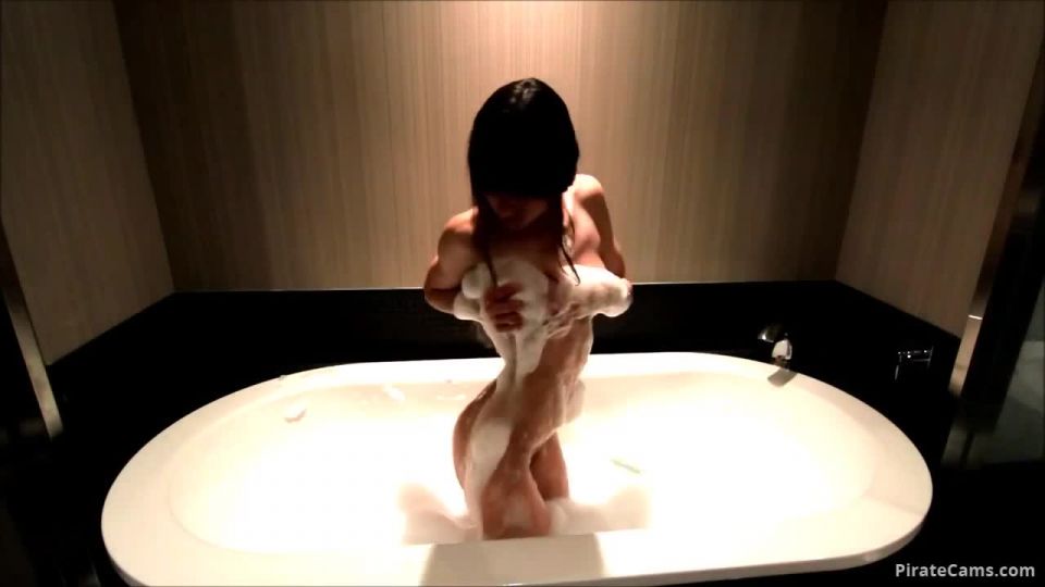  ManyVids Webcams Video presents Girl MissAlice_94 – Bathtime Riding video (MP4, HD, 1280×720) | webcams | webcam 