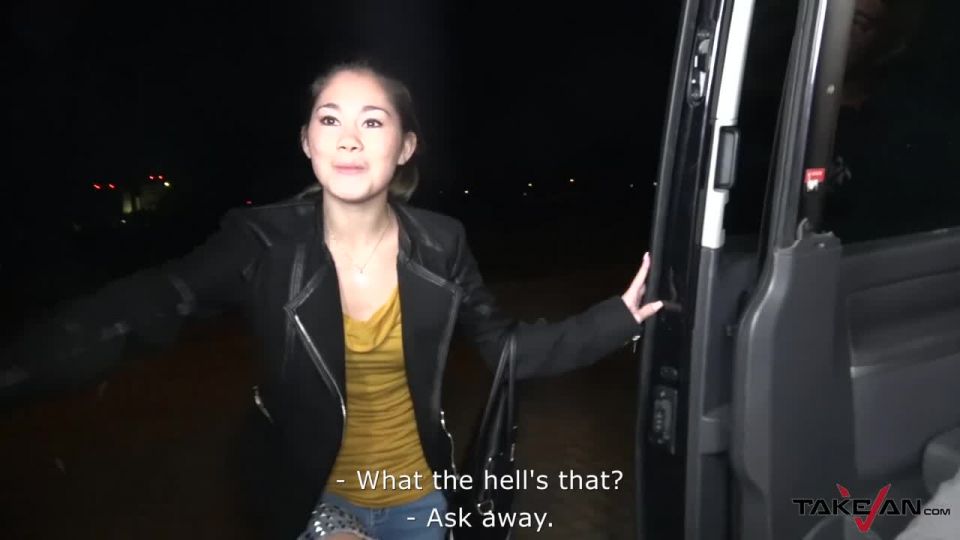 Porn Loud screamin asian teen enjoy her cock ride very well