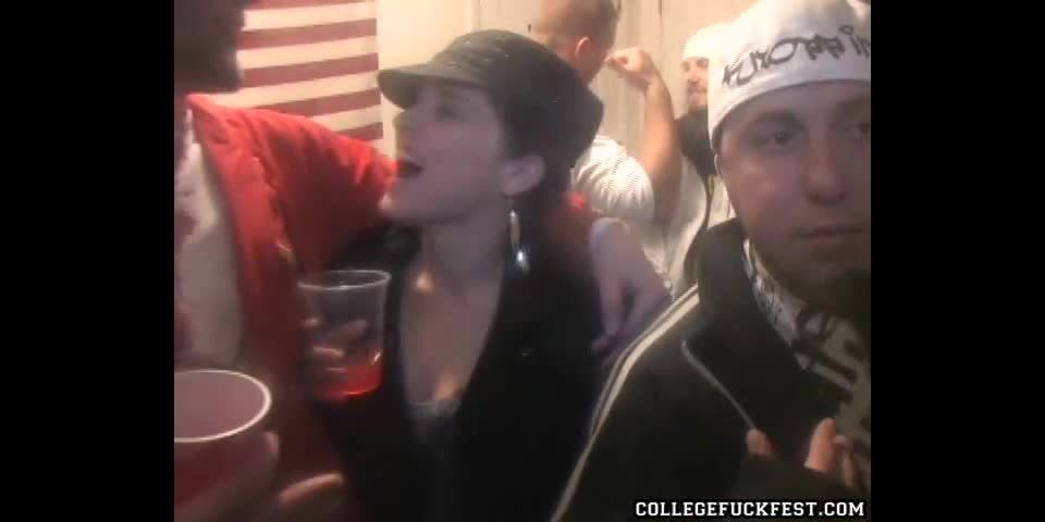 CollegeFuckFest Party All Night  (mp4)