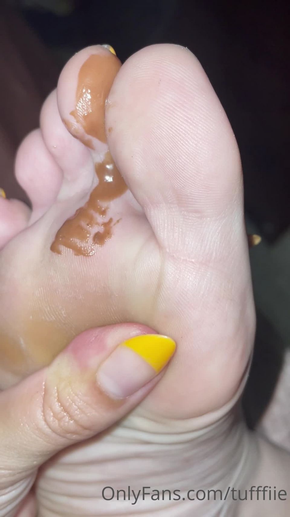 [FootJob-Porn.com] Onlyfans - Tuffie Arch Queen_127_tuffiearchqueen-24-07-2021-2172212145-there's a video included in this set of my licking my toes clean from that delicious cho_Footjob-HD Leak