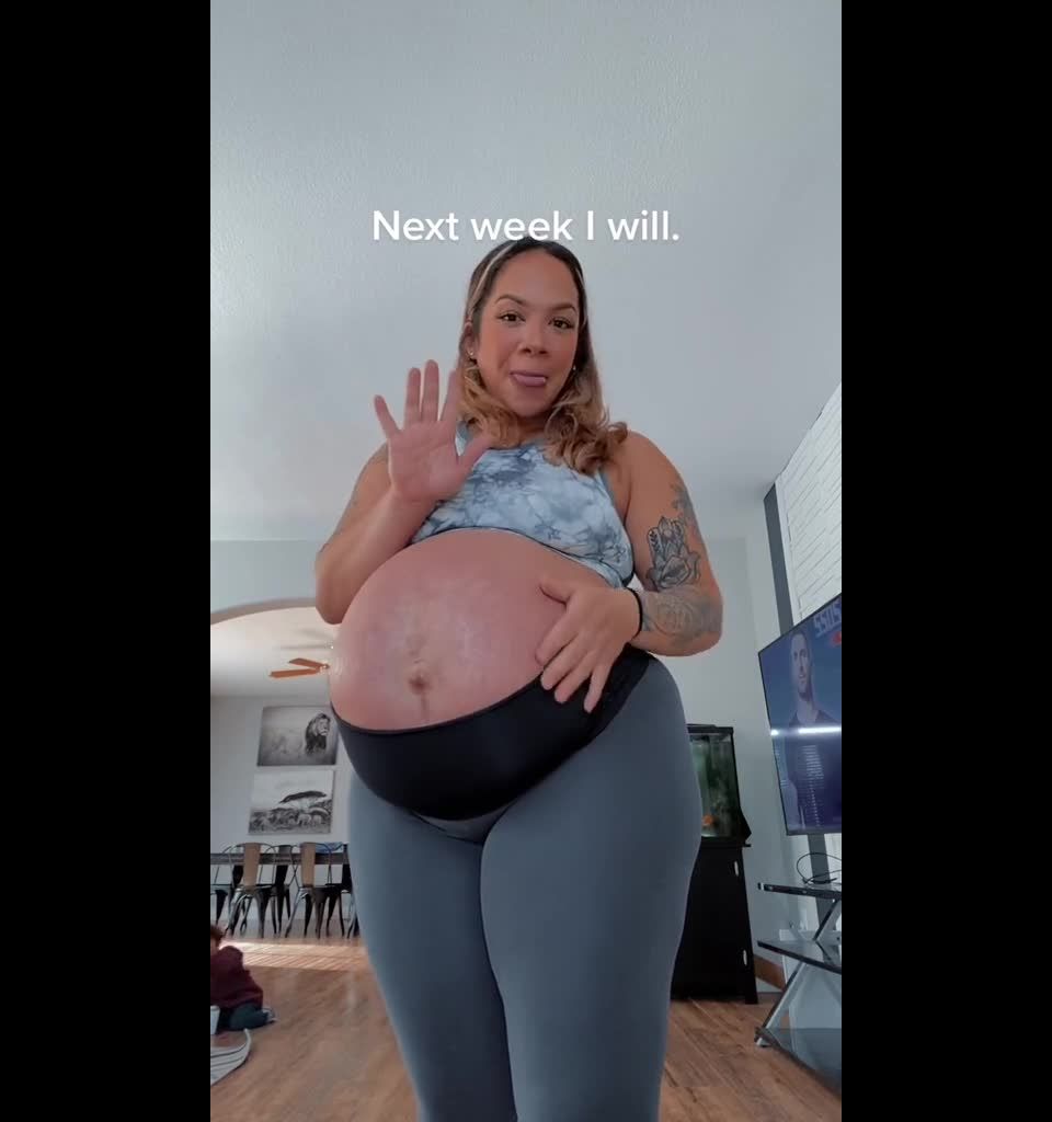 Brookesobasic, Renae W - NN Monster Bump Pregnant Compilation - Non nude