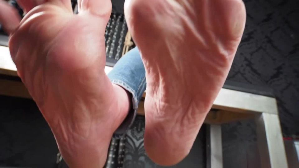 online porn clip 41 Lady Victoria Valente - Smell at my extreme sweaty and cheesy feet! - foot - pov almost femdom