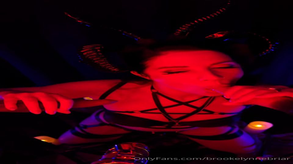 Only Fans 24 10 17 BrookelynneBriar Presents Caged And Cucked By Your Succubus Queen.