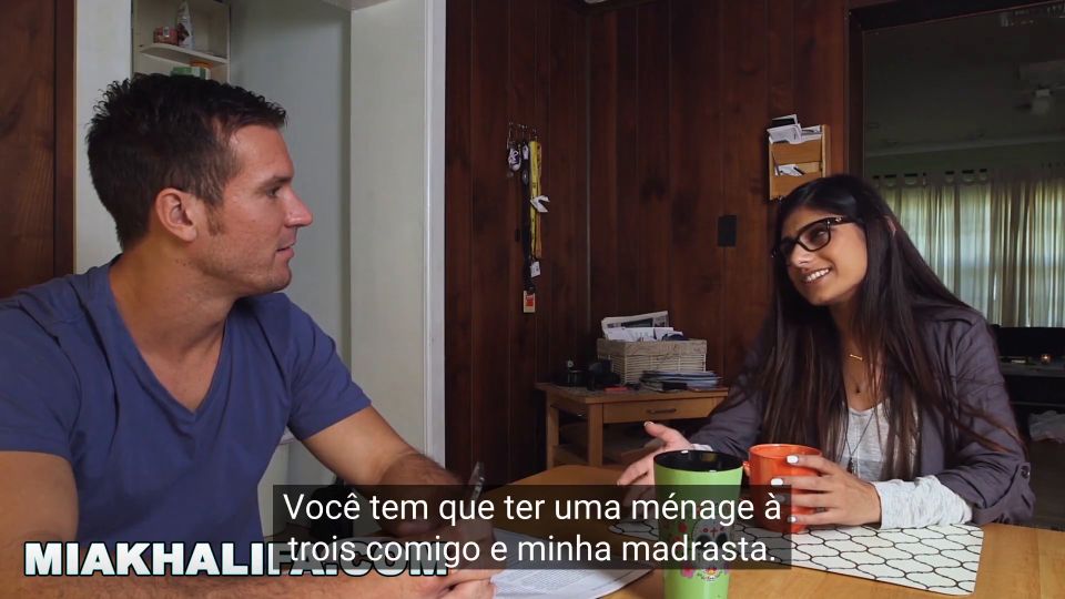 MIA KHALIFA  Meu Namorado Não Me Deixa Fazer Sexo A Três, Então Fiz Sex