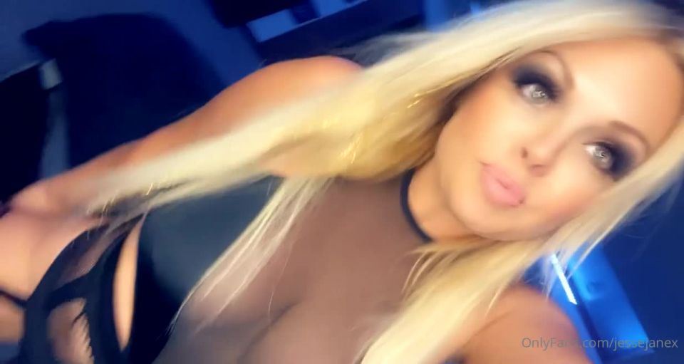 Jesse Jane - jessejanex () Jessejanex - as promised i just wrapped all the custom videos and pictures thank yall for your patie 02-06-2021