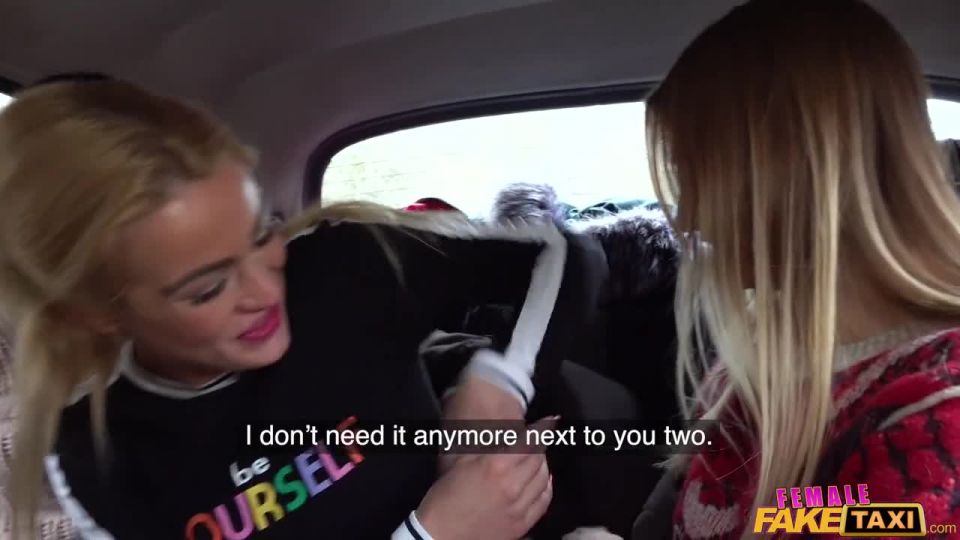Anna Di, Cherry Kiss, Hayli Sanders Lesbian taxi threesome wild orgasms (Public)