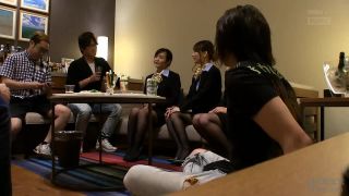 Nishiuchi Runa, Aoyama Hana, Akiyoshi Kanon MRXD-053 The Men Who Want To Have Sex In Somehow Owing To The Power Of Liquor Megabang, Let The Dignitary Chef Who Likes A Trading Company Drink And Get Drun...