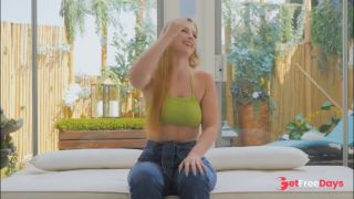 So Pretty MILF - Riley Reign