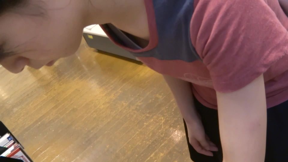 Voyeur - Downbluse 28 - 15279553  voyeur  voyeur