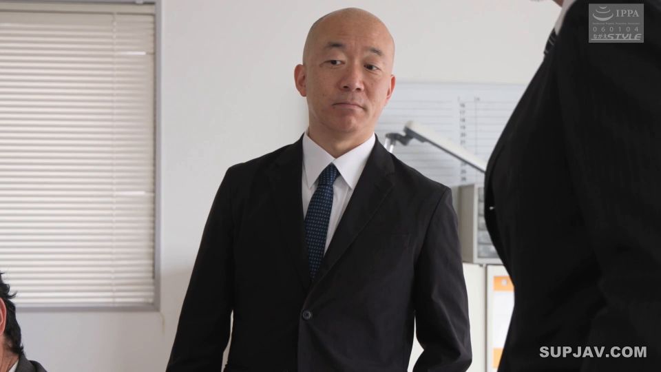 Noche caliente en París: Desata tu deseo de romance vaporoso