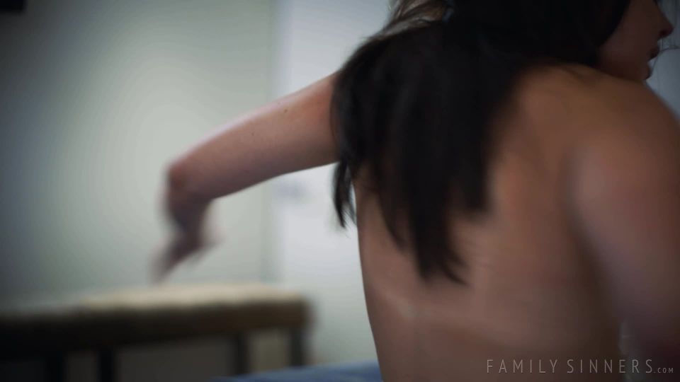 Episode 2 Whitney Wright Keep It In The Family (Amateur porn) In-Laws 2