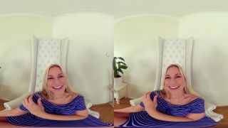 Lola Myluv - Close to her Fan - VR Intimacy 15 - VRIntimacy (UltraHD 2K 2020)