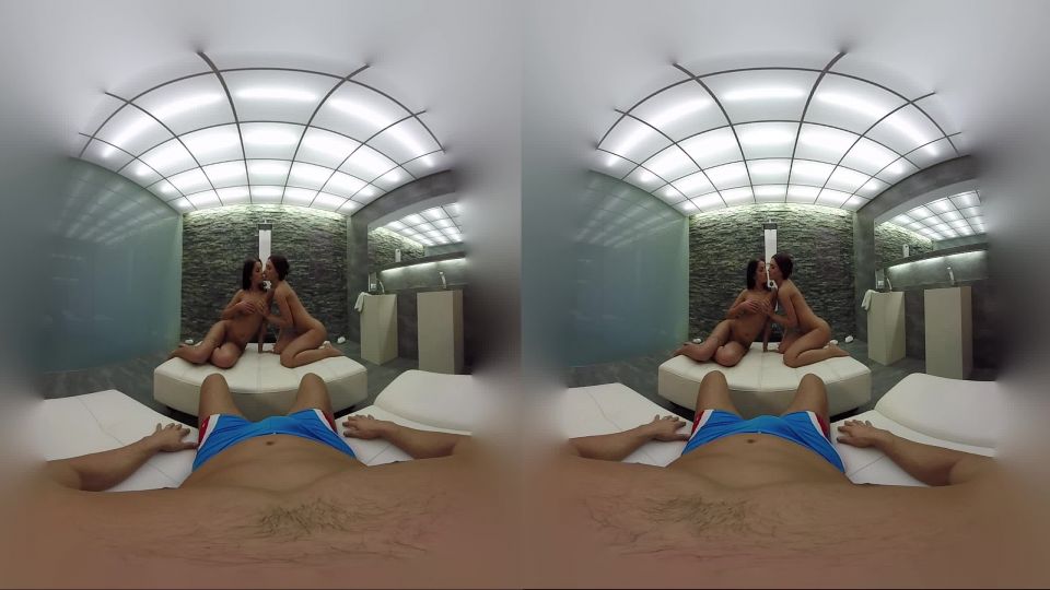 A Shower Duet - (Virtual Reality)