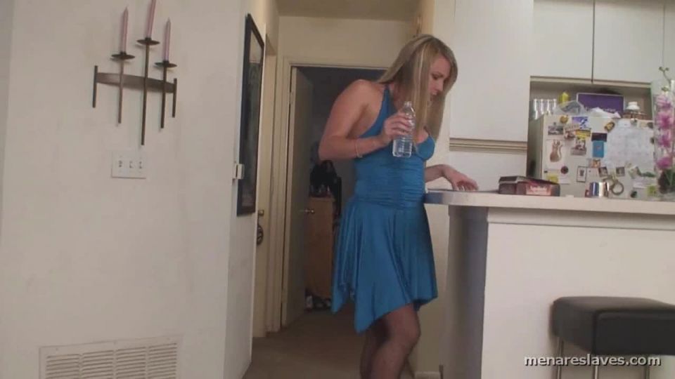 free video 23 bad breath fetish At Her Feet, fetish on feet porn