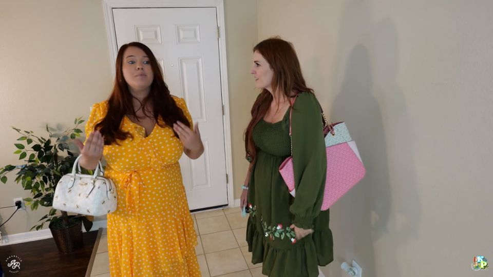 Annabelle Rogers, Kelly Payne - A Slutty Mother's Day Creampies From Son's.