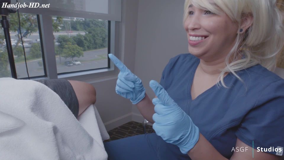 Nurse Blue Cum Clinic – Amateur soles giantess and footjobs