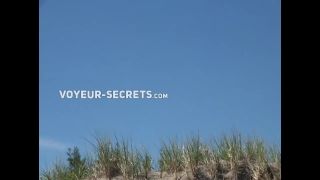 Beach voyeur secretly examines three girls
