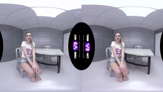 Sarah Smith - Steaming Solo Play - TmwVRnet (UltraHD 2K 2024) New Porn