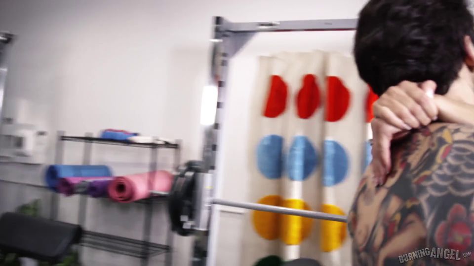 Isabelle Deltore Cum En Mi Tatuaje (Tetas Grandes porno)